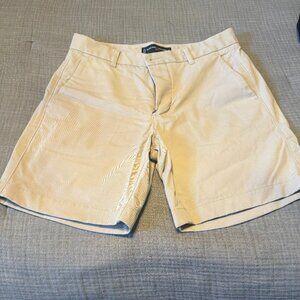 Everlane 7" cream/white chino shorts - size 30